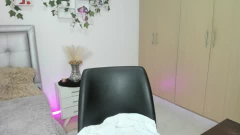miaa_star_1x online show from July 12, 10:49 am