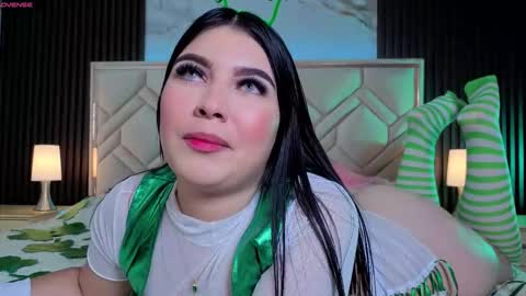 Miaa Farrel online show from March 17, 9:08 pm