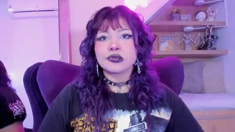 Mia online show from October 7, 3:55 am