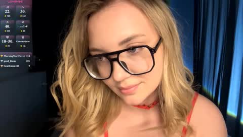 Mia online show from March 10, 6:34 pm