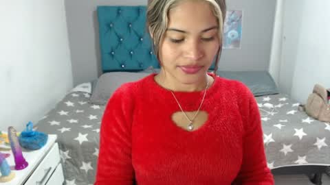 miacumgirl online show from April 8, 12:29 pm