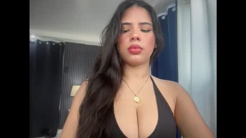 miafunny5 online show from March 6, 9:32 pm