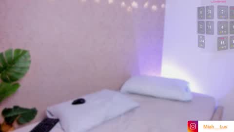 Miah online show from February 2, 7:46 pm