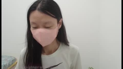 Snapshot of miahchan68 chatting on October 12, 10:23 pm miahchan68 online show from October 12, 10:23 pm