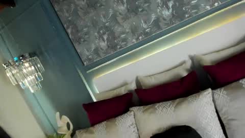 Mia  online show from April 25, 3:42 am