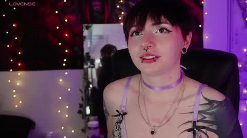 Lili online show from April 25, 3:09 am