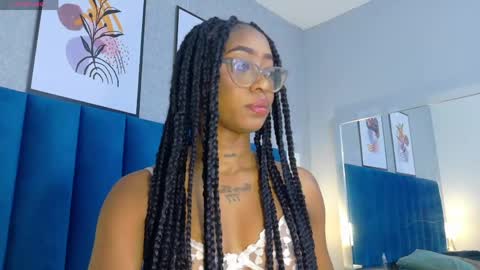 Mia  online show from April 21, 12:34 pm