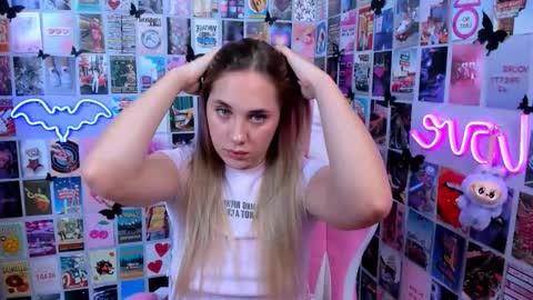 miamilas online show from October 17, 5:49 pm