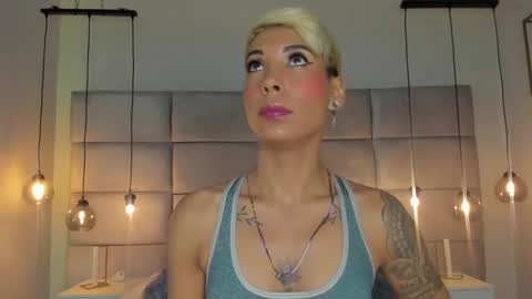 Snapshot of miamorgann chatting on January 3, 12:08 pm Mia Morgann online show from January 3, 12:08 pm