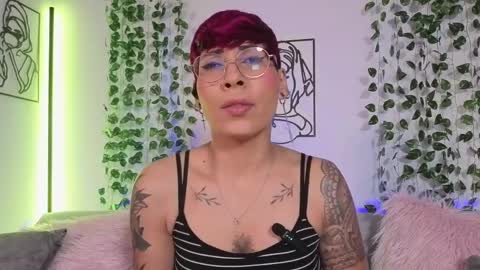 Mia Morgann online show from March 31, 1:38 am