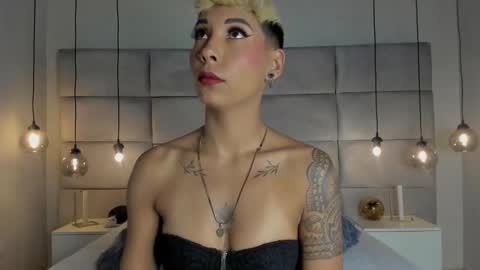 Snapshot of miamorgann chatting on January 26, 12:01 pm Mia Morgann online show from January 26, 12:01 pm