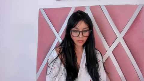 Mia Quevedo online show from February 26, 1:32 pm