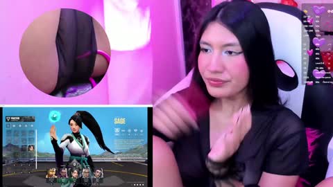 Snapshot of miavoss_ chatting on February 8, 9:46 pm mia online show from February 8, 9:46 pm