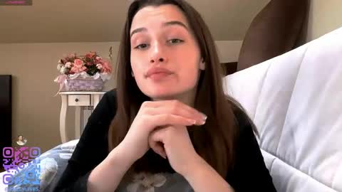 Emily online show from April 30, 2:11 pm