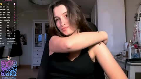 Emily online show from April 23, 4:09 pm