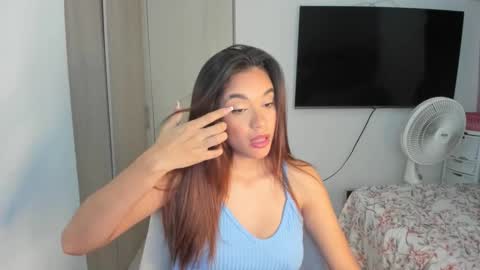 michell_arevalo online show from May 20, 3:14 am