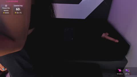 Snapshot of michelle_cutee_ chatting on October 8, 9:08 pm michelle_cutee_ online show from October 8, 9:08 pm