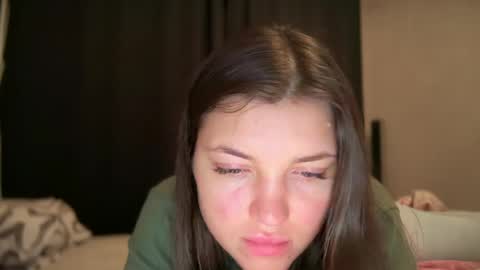Snapshot of michelle_mir chatting on February 1, 7:23 pm Michelle online show from February 1, 7:23 pm
