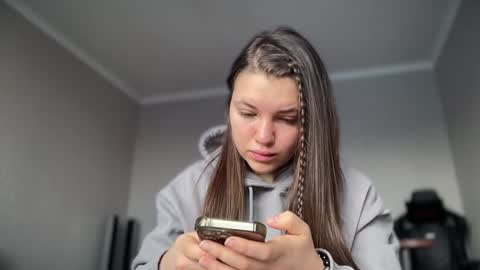 Snapshot of michelle_mir chatting on February 5, 12:38 pm Michelle online show from February 5, 12:38 pm
