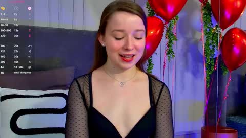 Snapshot of michellehaynes chatting on February 15, 3:39 pm michelle online show from February 15, 3:39 pm