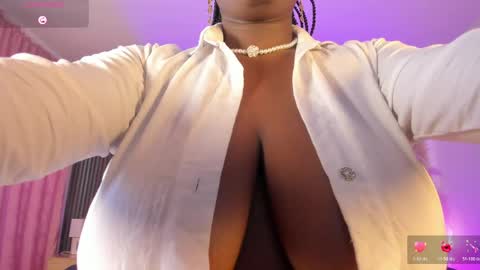 michellepreston_ online show from April 23, 12:29 pm