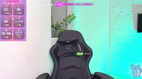 Snapshot of michelliibeautiful chatting on February 28, 7:14 pm Michellee online show from February 28, 7:14 pm