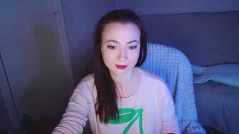 Snapshot of mickywood chatting on October 4, 6:01 pm Micky online show from October 4, 6:01 pm