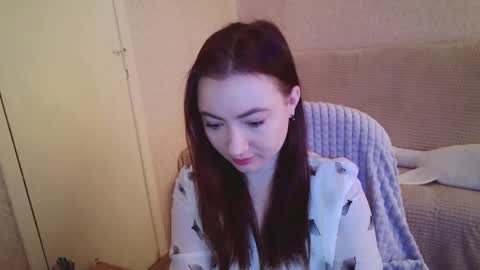 Snapshot of mickywood chatting on October 6, 7:47 am Micky online show from October 6, 7:47 am