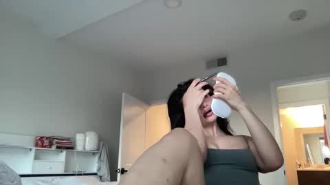 midnight930578 online show from March 2, 10:37 pm