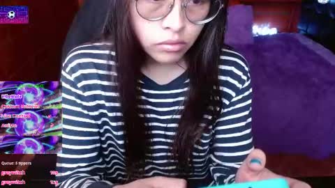 Midori 7u7 online show from June 19, 4:54 pm