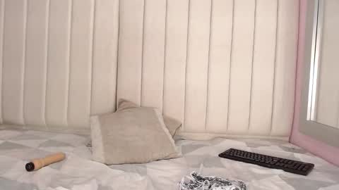 miel online show from January 9, 12:31 pm