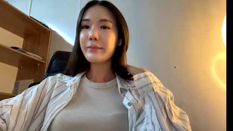 Snapshot of migdaliafenlon chatting on September 12, 2:24 pm Nova online show from September 12, 2:24 pm