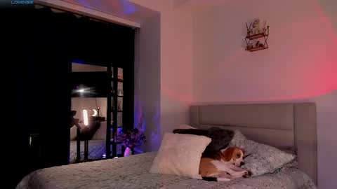 Mia Jhones online show from April 27, 2:41 am