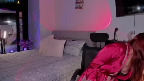 Mia Jhones online show from April 24, 2:25 am