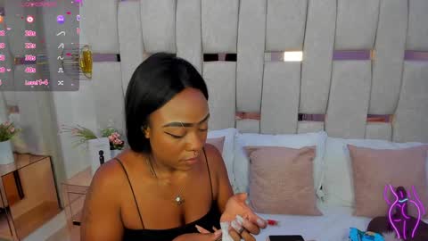 Miia Schwarz  online show from January 18, 8:19 pm