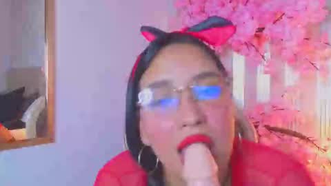 miia_secret_ online show from February 13, 8:43 pm