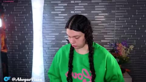 Snapshot of miia_zarate chatting on October 16, 9:39 pm Ma - online show from October 16, 9:39 pm