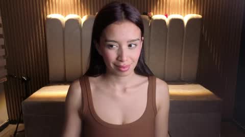 miiaa_evans1 online show from April 23, 8:11 pm