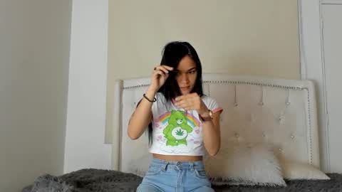 Scarlett online show from March 7, 9:17 pm