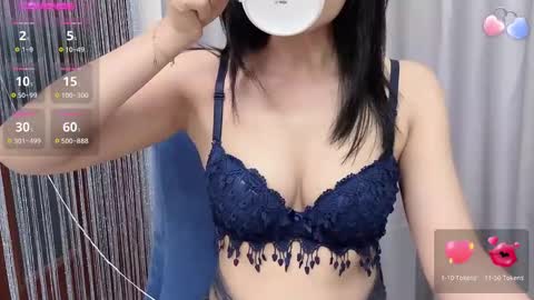 Ema online show from October 18, 7:11 am