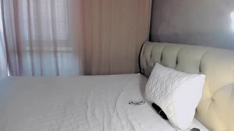 mikasssu online show from December 5, 9:06 am