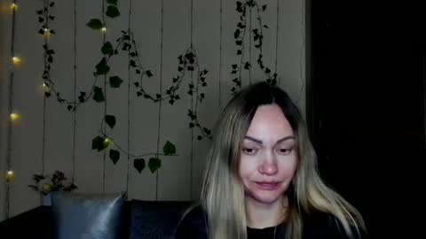 Adalina online show from January 17, 6:37 pm