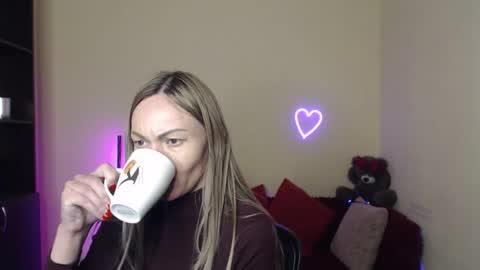 Adalina online show from April 28, 11:36 am