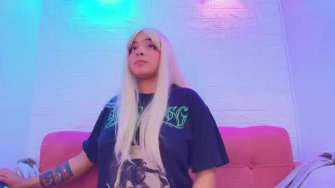   miku katsuragi  online show from November 21, 10:45 pm