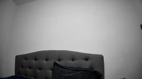 Mikyloveu online show from March 17, 5:50 pm