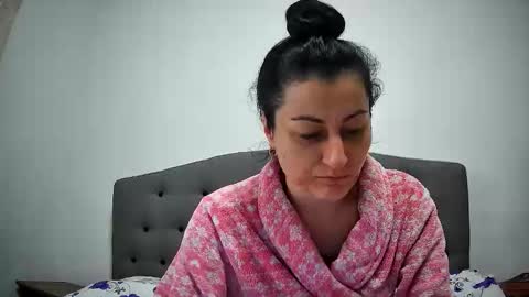 Mikyloveu online show from April 28, 4:33 pm