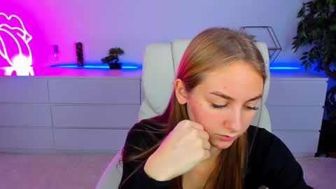 Milla online show from October 11, 7:02 am