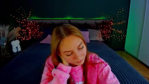 Milla online show from November 14, 7:19 am