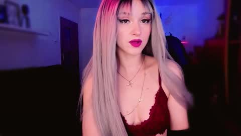 MiladyJolie online show from April 25, 6:49 pm