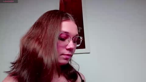 Snapshot of milafyre chatting on November 1, 2:43 pm valery online show from November 1, 2:43 pm